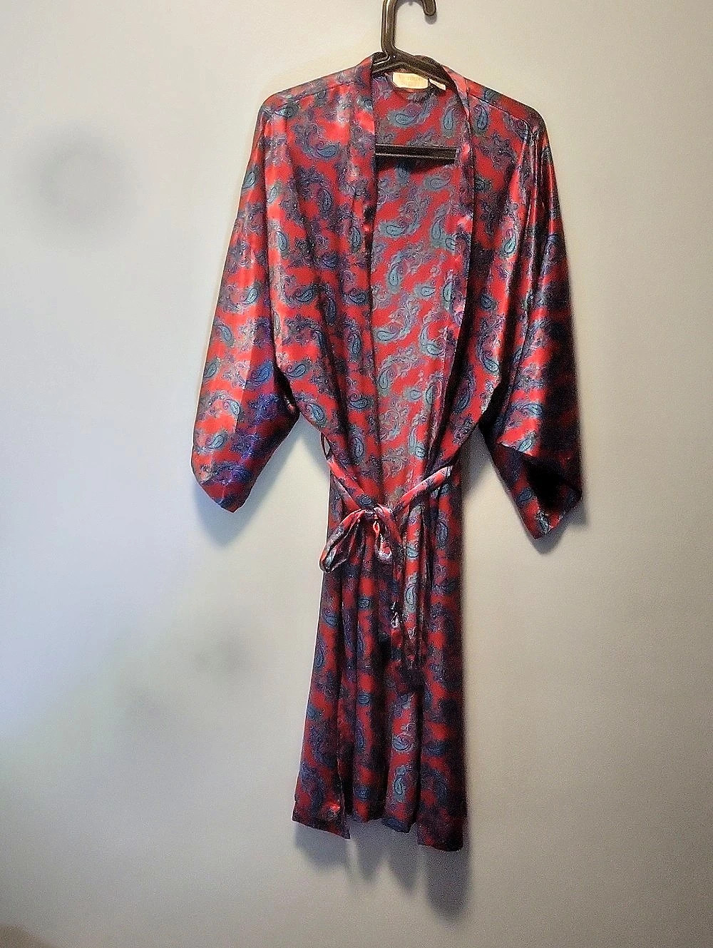 Vintage Victoria's Secret Vintage Gold Label Paisley Satin Robe Red & Blue